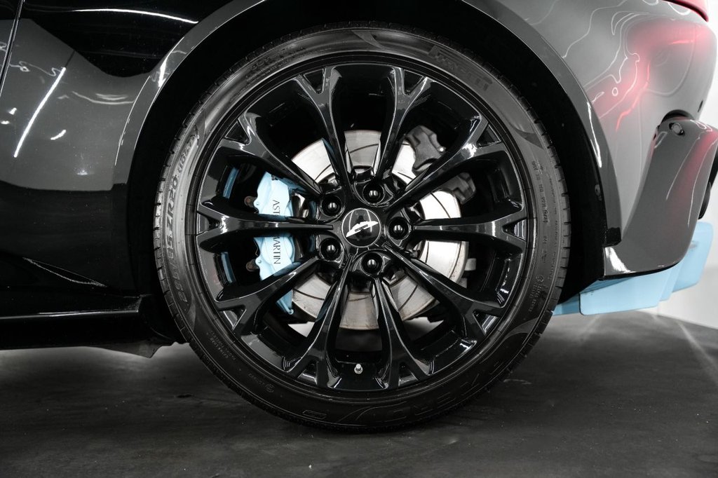 Used Aston Martin Vantage 2018 for sale - 76312866: Photo 12