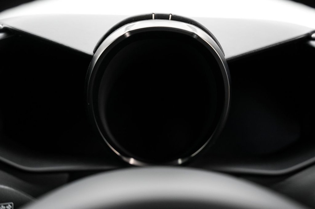 Used Aston Martin Vantage 2018 for sale - 76312866: Photo 25