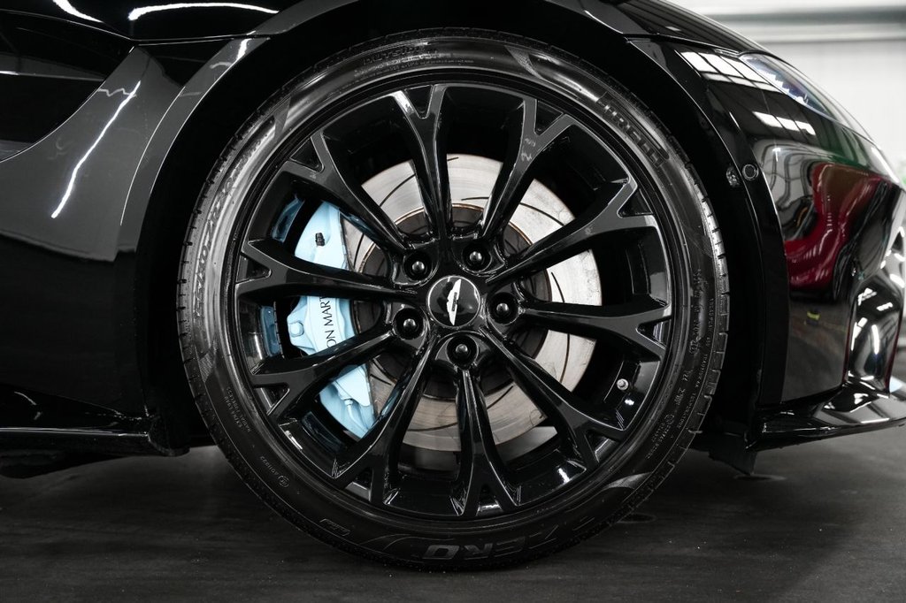 Used Aston Martin Vantage 2018 for sale - 76312866: Photo 9