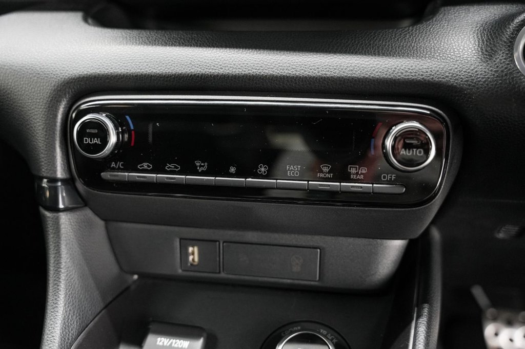 Used Toyota Yaris 2022 for sale - 76941599: Photo 32