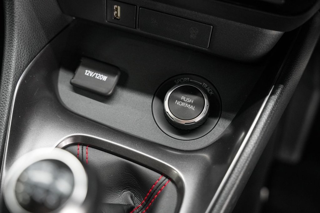 Used Toyota Yaris 2022 for sale - 76941599: Photo 33