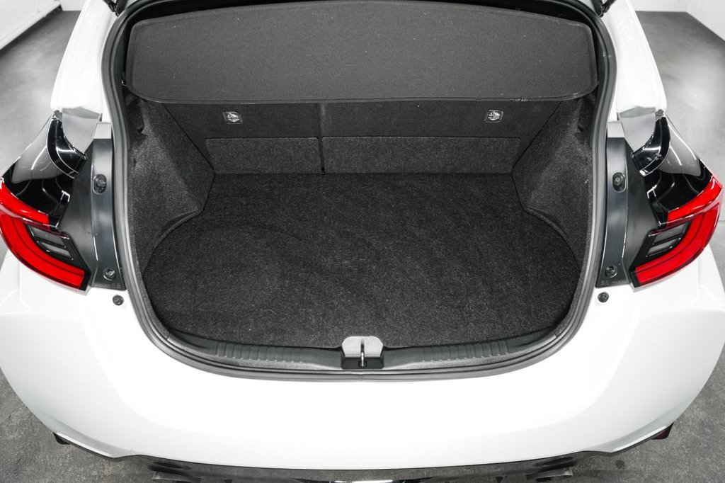 Used Toyota Yaris 2022 for sale - 76941599: Photo 42