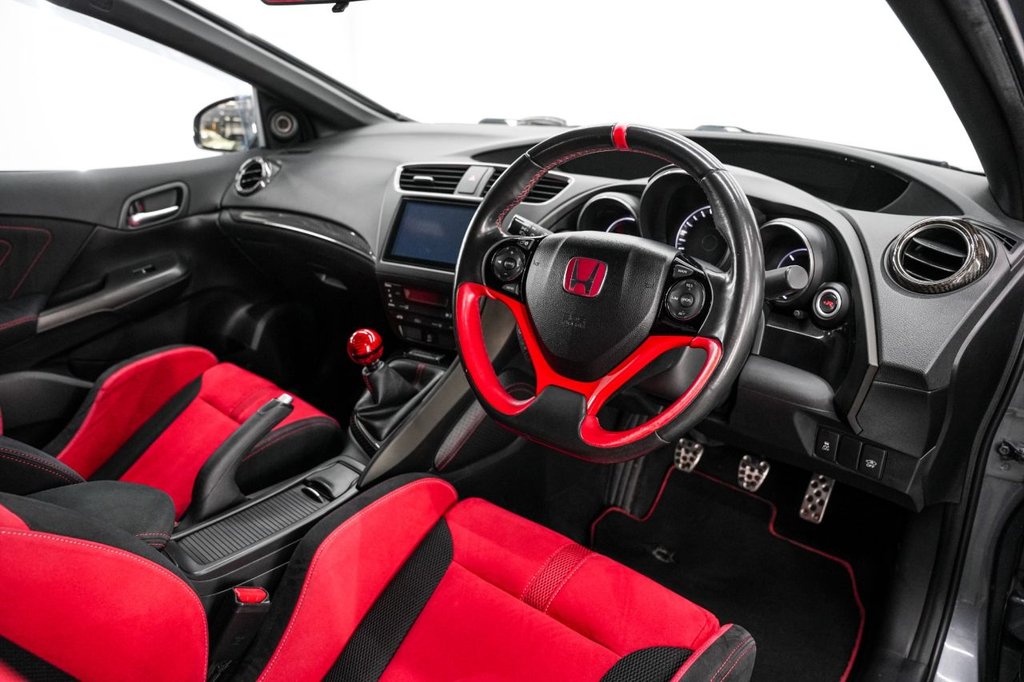 Used Honda Civic 2016 for sale - 77031133: Photo 2