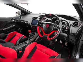 Used Honda Civic 2016 for sale - 77031133: Photo