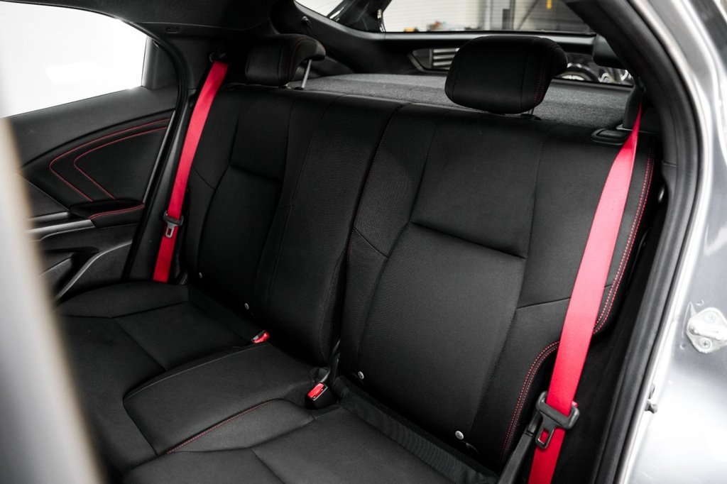 Used Honda Civic 2016 for sale - 77031133: Photo 44