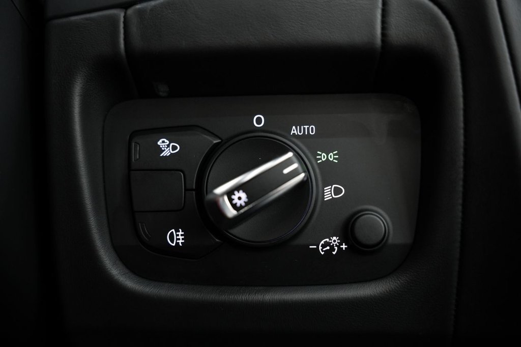 Used Audi R8 2017 for sale - 75937674: Photo 28