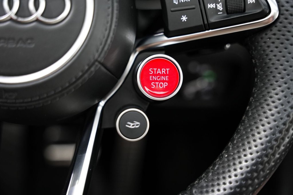 Used Audi R8 2017 for sale - 75937674: Photo 36