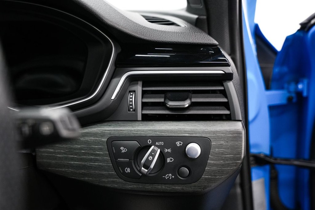 Used Audi A4 Avant 2021 for sale - 76582432: Photo 19