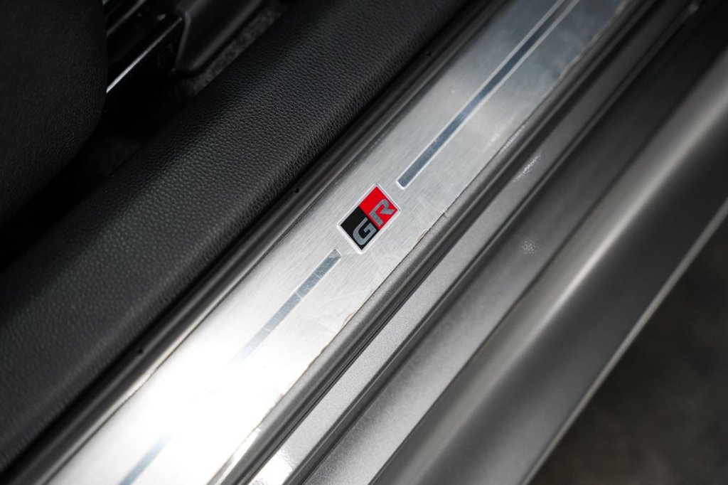 Used Toyota Yaris 2024 for sale - 76686453: Photo 17