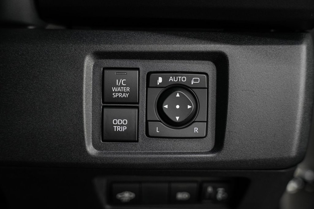 Used Toyota Yaris 2024 for sale - 76686453: Photo 19