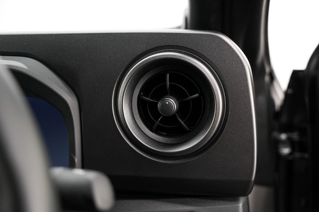 Used Toyota Yaris 2024 for sale - 76686453: Photo 21