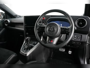 Used Toyota Yaris 2024 for sale - 76686453: Photo