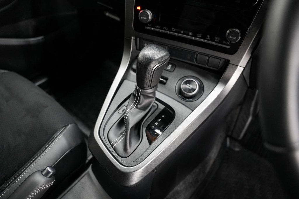 Used Toyota Yaris 2024 for sale - 76686453: Photo 30