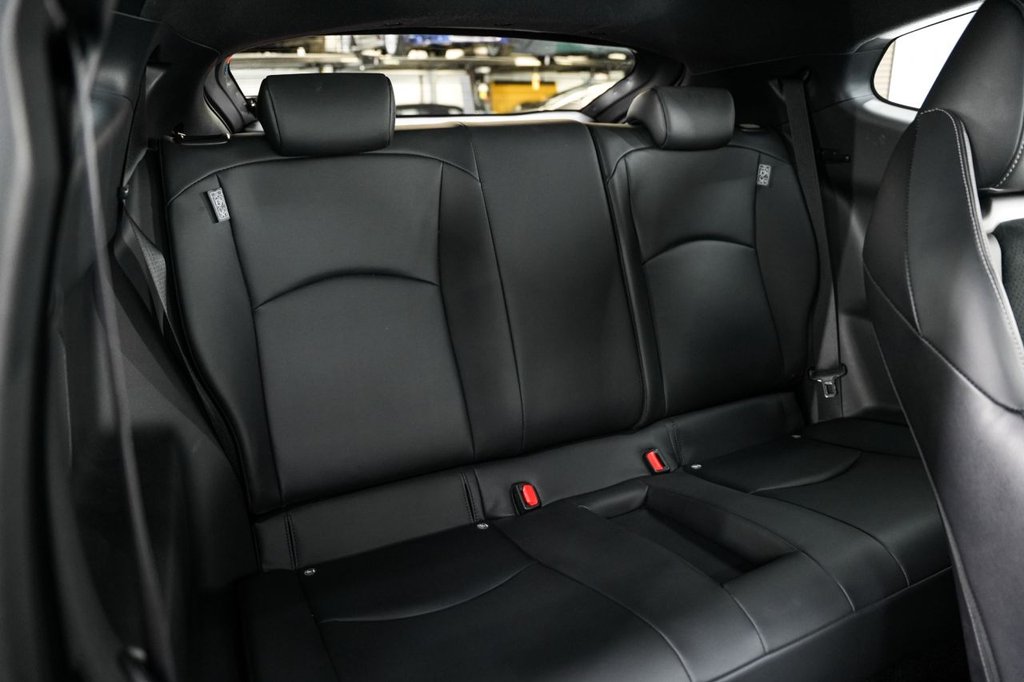 Used Toyota Yaris 2024 for sale - 76686453: Photo 41