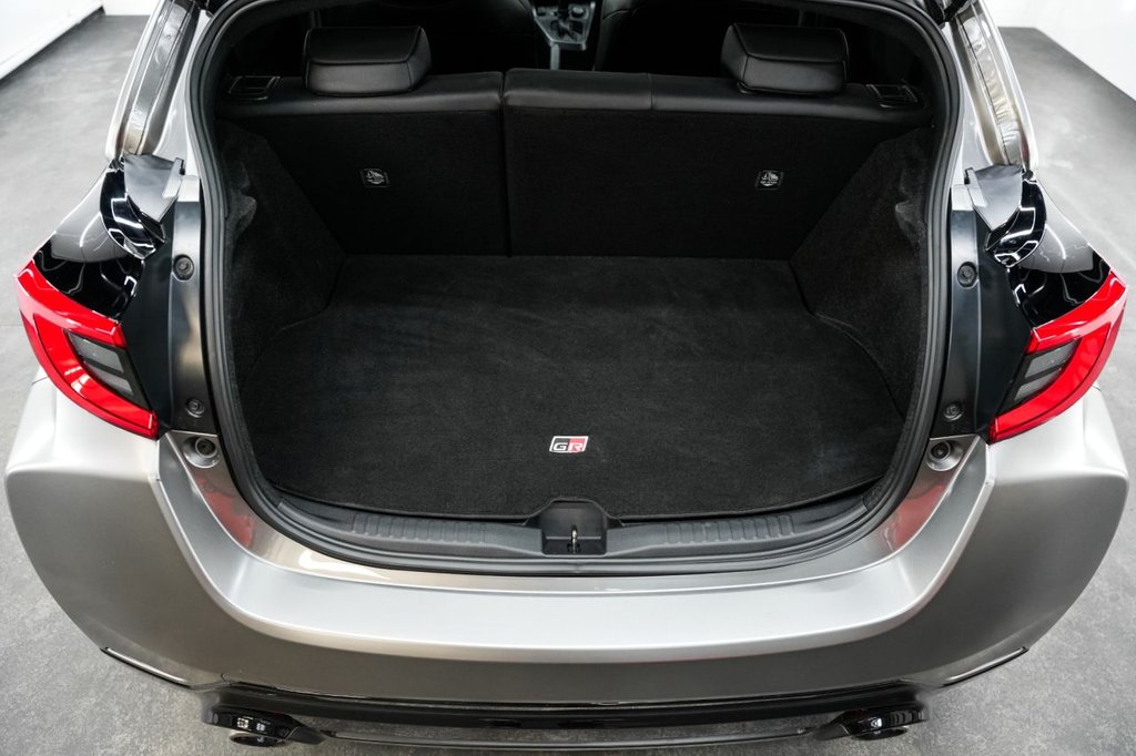 Used Toyota Yaris 2024 for sale - 76686453: Photo 43