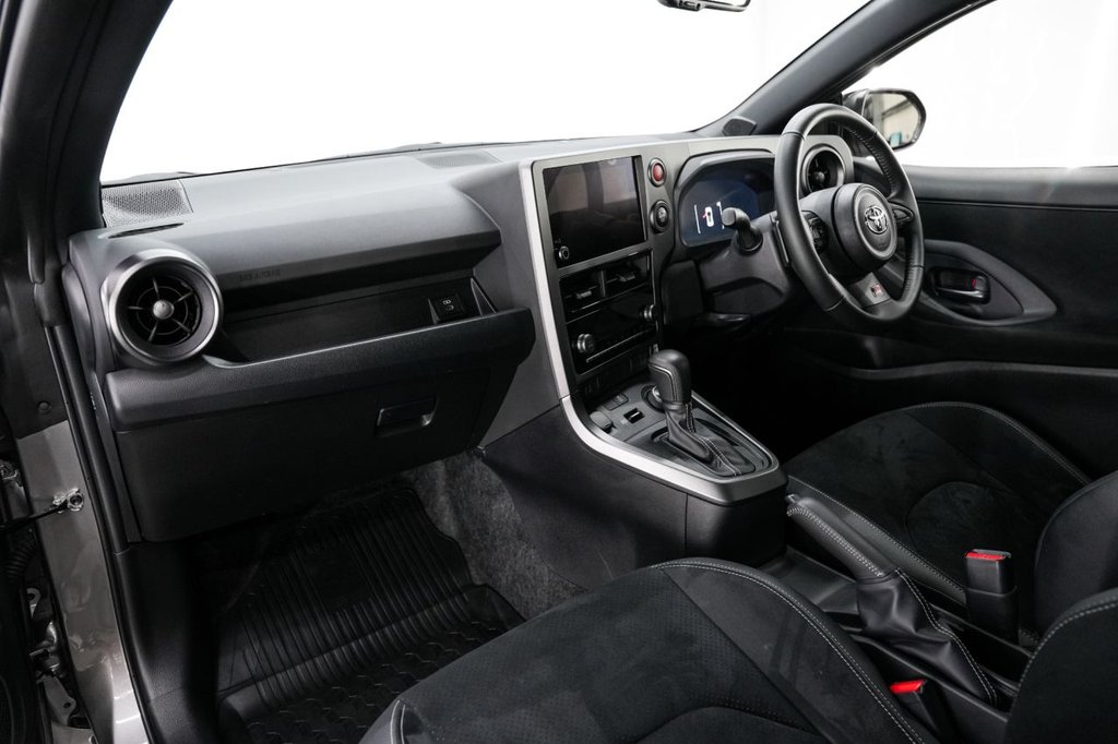 Used Toyota Yaris 2024 for sale - 76686453: Photo 45