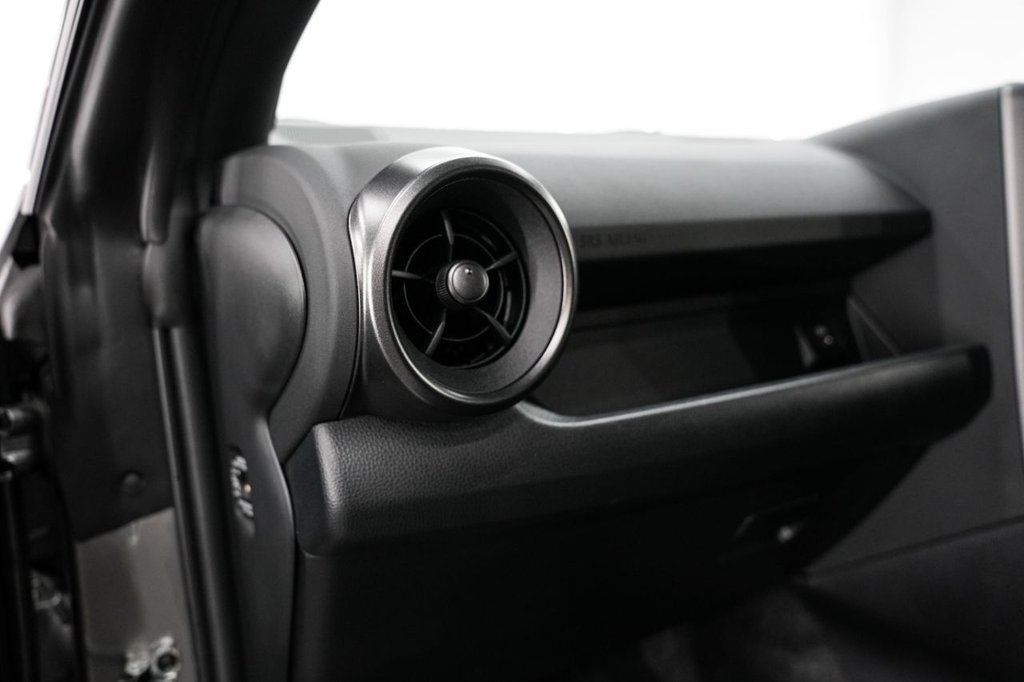 Used Toyota Yaris 2024 for sale - 76686453: Photo 46