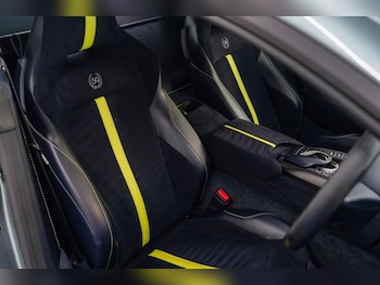 Used Aston Martin Vantage 2019 for sale - 79300312: Photo