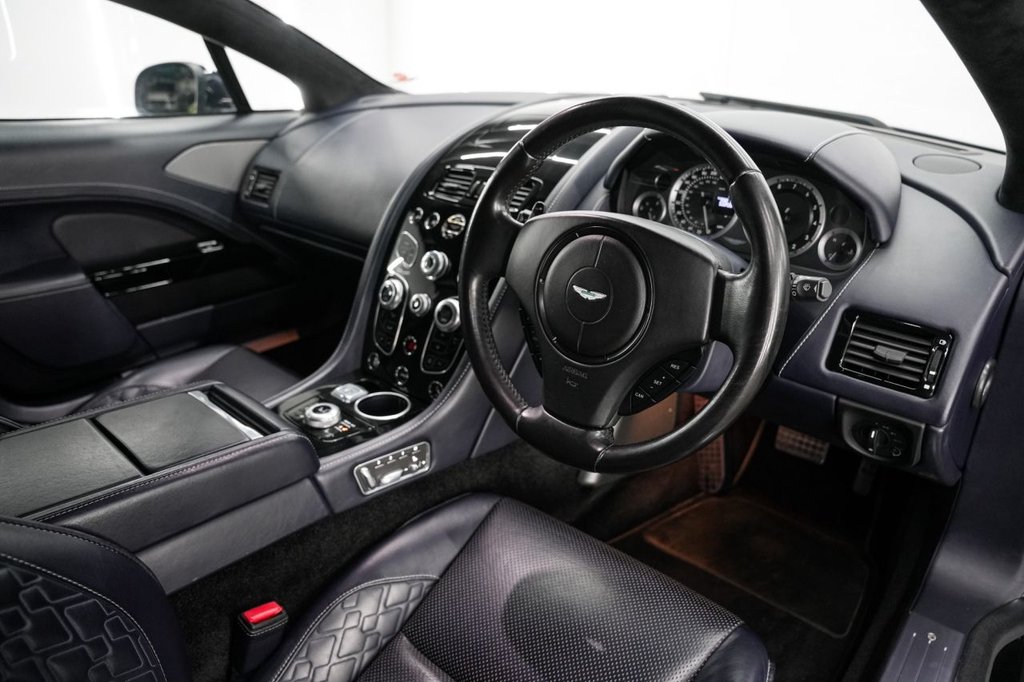 Used Aston Martin Rapide 2017 for sale - 77384105: Photo 2