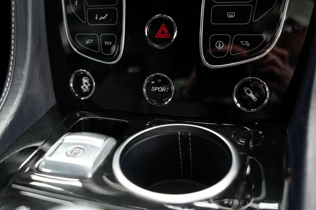 Used Aston Martin Rapide 2017 for sale - 77384105: Photo 32