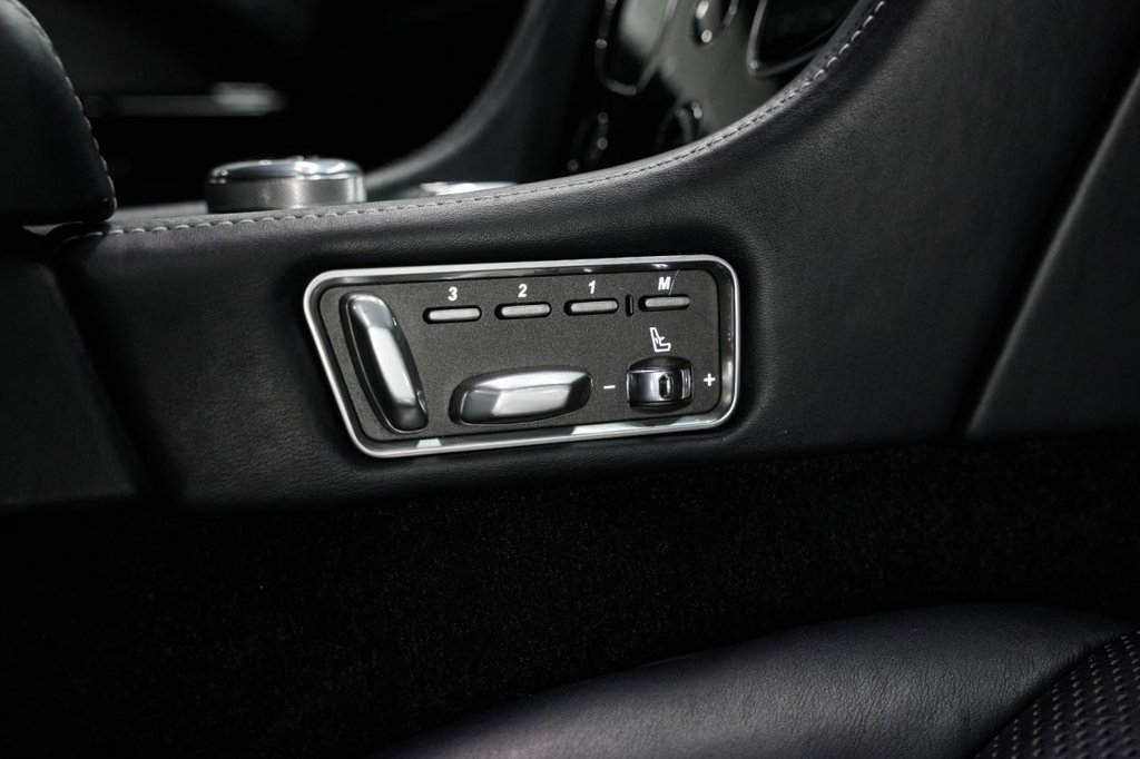 Used Aston Martin Rapide 2017 for sale - 77384105: Photo 36