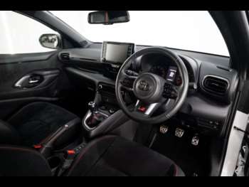 Used Toyota Yaris 2021 for sale - 74774135: Photo