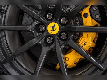 Used Ferrari 488 Pista 2019 for sale - 79233579: Photo