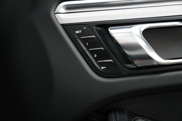 Used Porsche Macan 2016 for sale - 75527914: Photo 19