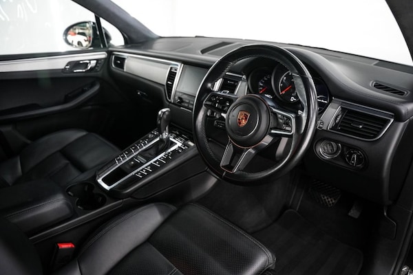 Used Porsche Macan 2016 for sale - 75527914: Photo 3
