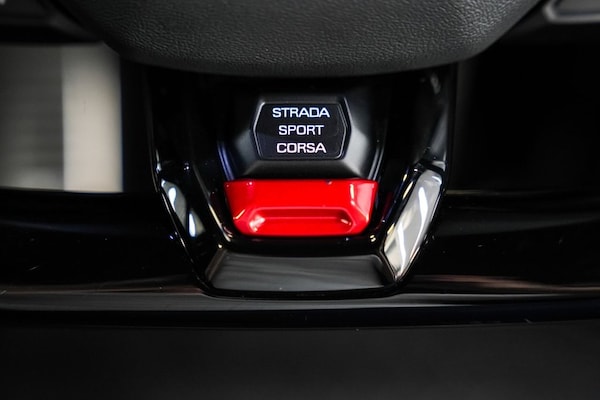 Used Lamborghini Huracan 2018 for sale - 76080478: Photo 30