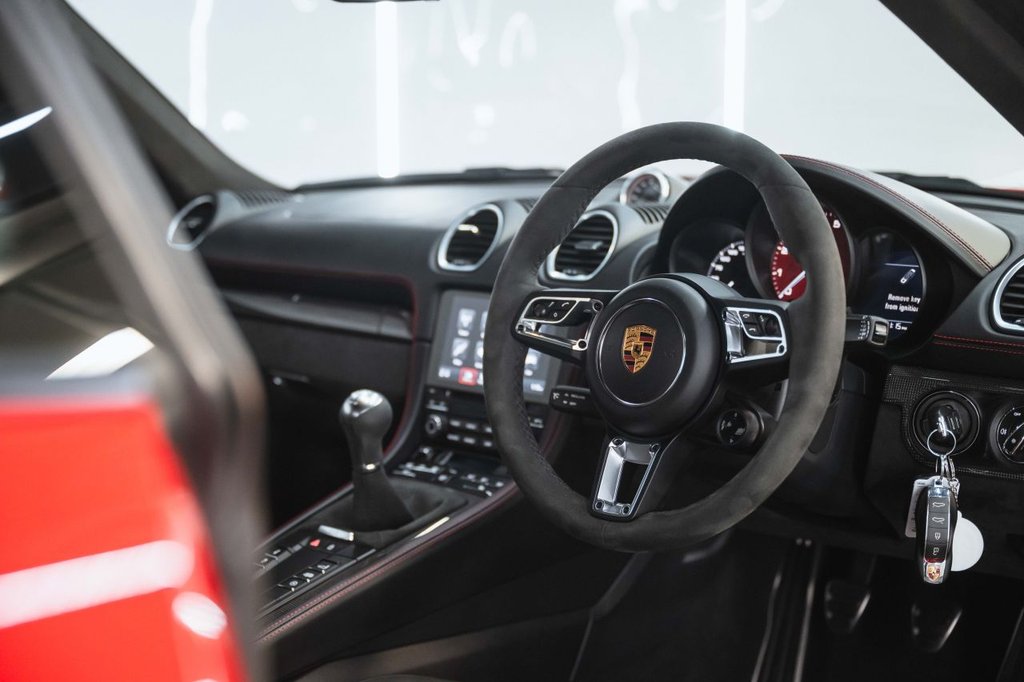 Used Porsche 718 Cayman 2022 for sale - 77667789: Photo 2