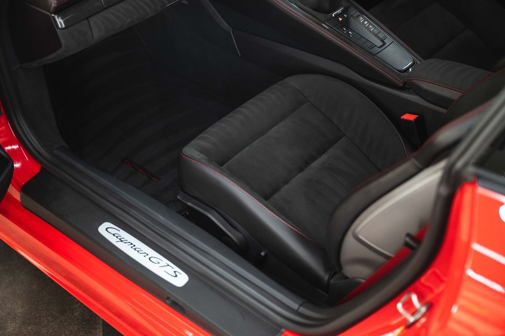 Used Porsche 718 Cayman 2022 for sale - 77667789: Photo 21