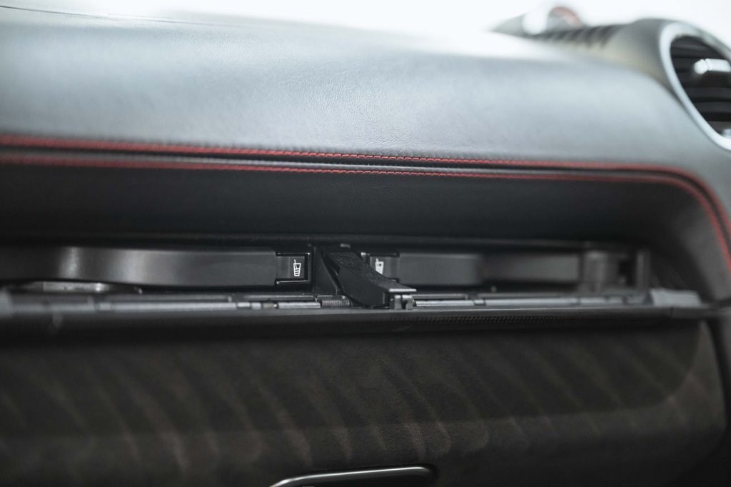 Used Porsche 718 Cayman 2022 for sale - 77667789: Photo 25