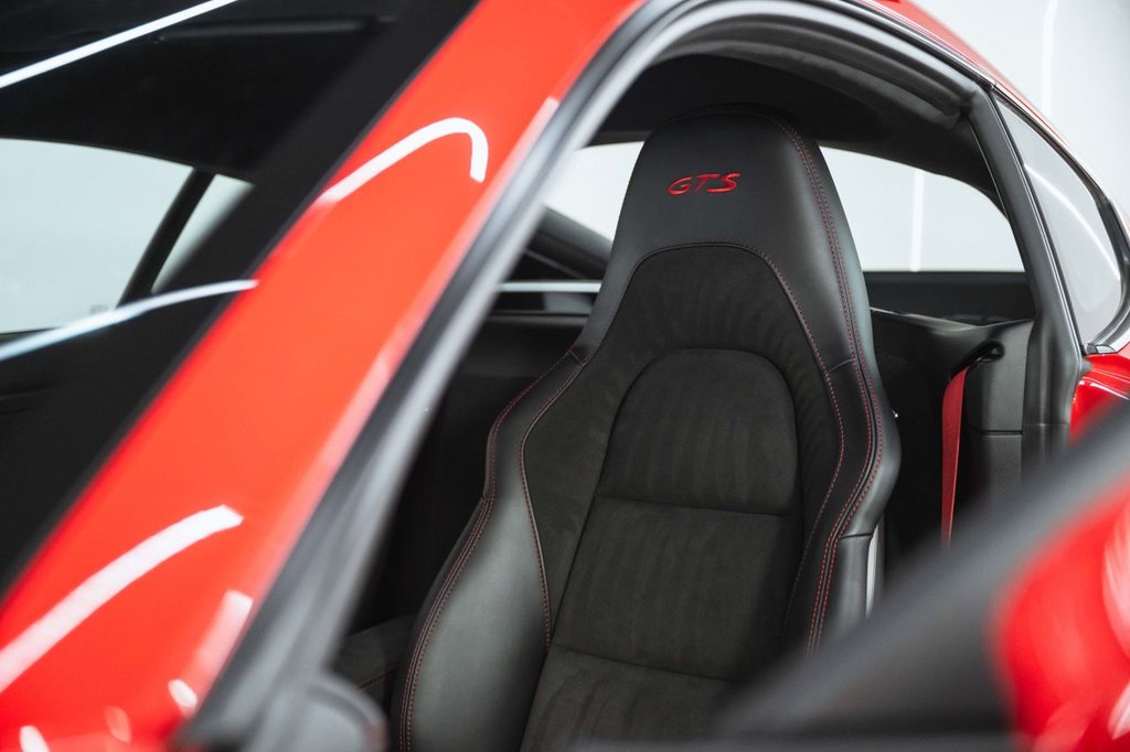 Used Porsche 718 Cayman 2022 for sale - 77667789: Photo 29