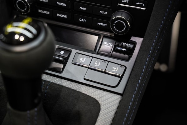 Used Porsche 718 Cayman 2023 for sale - 74740297: Photo 30