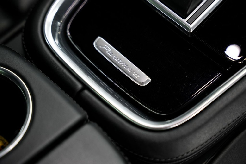 Used Porsche Panamera 2019 for sale - 75877631: Photo 39