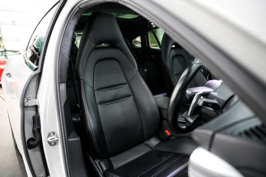 Used Porsche Panamera 2019 for sale - 75877631: Photo 42