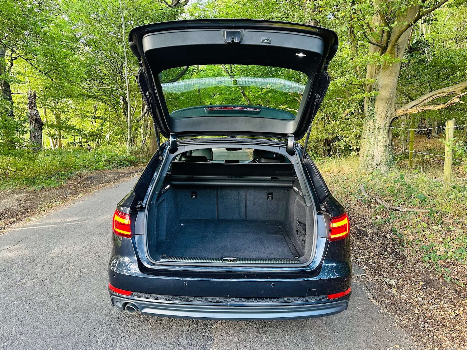 Used Audi A4 2017 for sale - 76602030: Photo 36