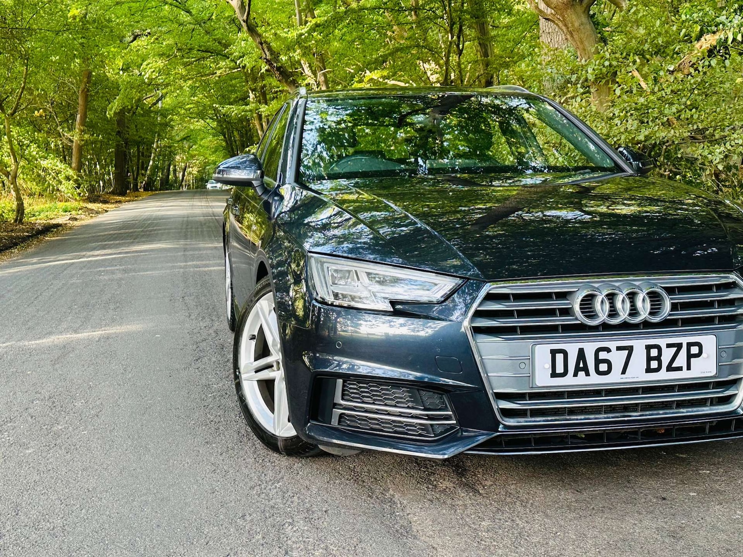 Used Audi A4 2017 for sale - 76602030: Photo 4