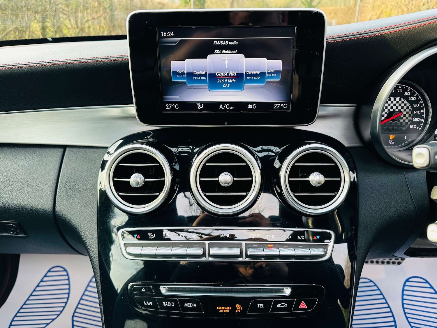 Used Mercedes-Benz C Class 2018 for sale - 77967893: Photo 13