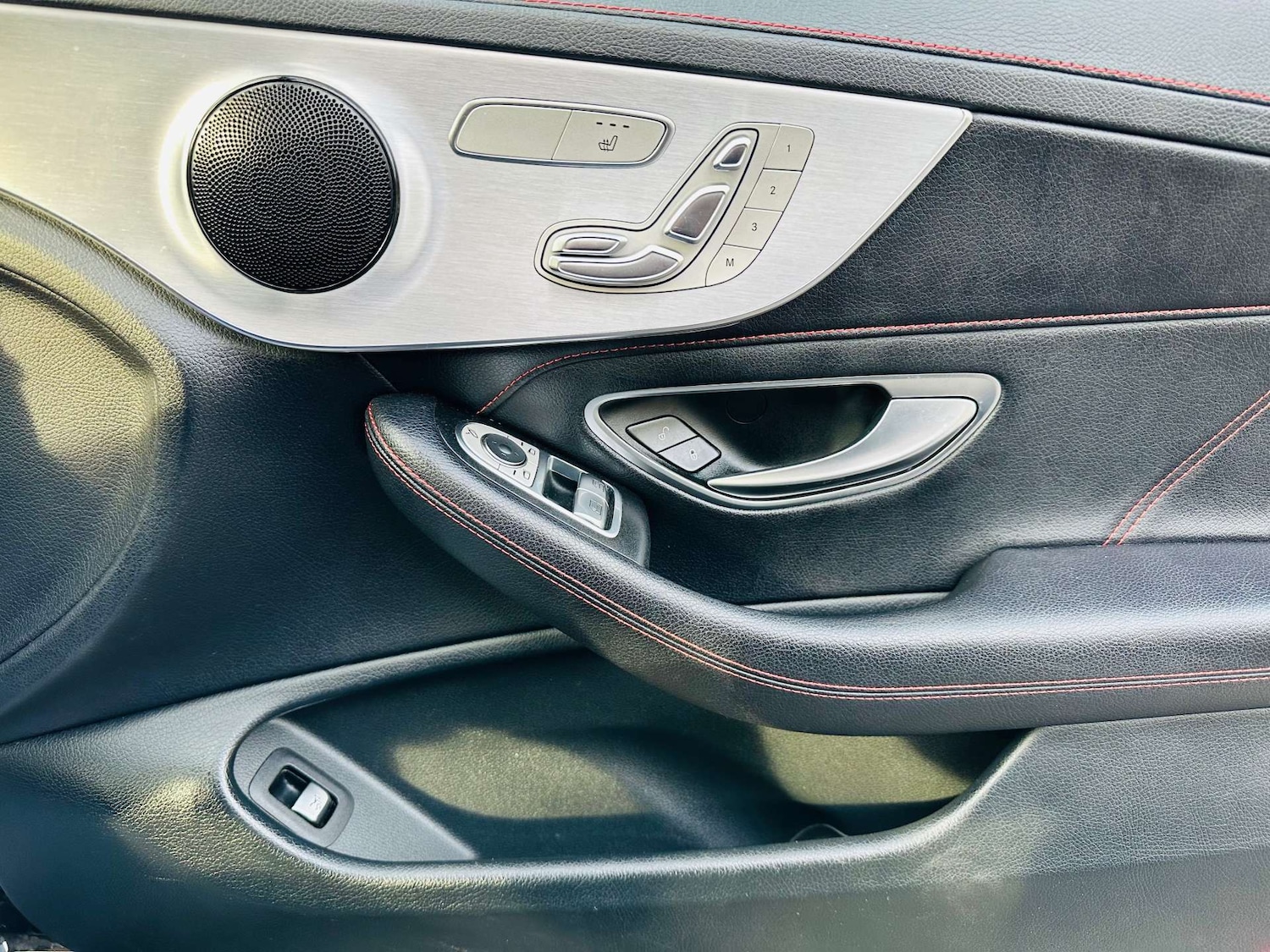 Used Mercedes-Benz C Class 2018 for sale - 77967893: Photo 23