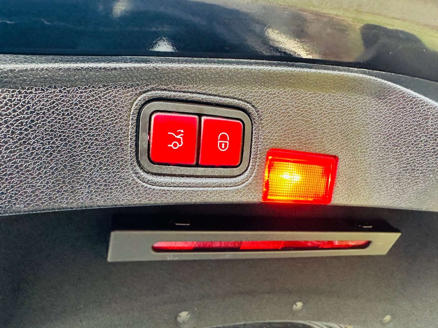 Used Mercedes-Benz C Class 2018 for sale - 77967893: Photo 41