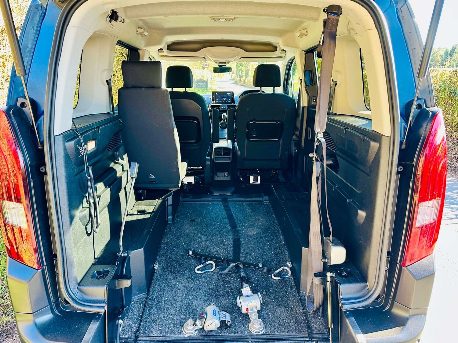 Used Peugeot Rifter 2019 for sale - 78171853: Photo 49