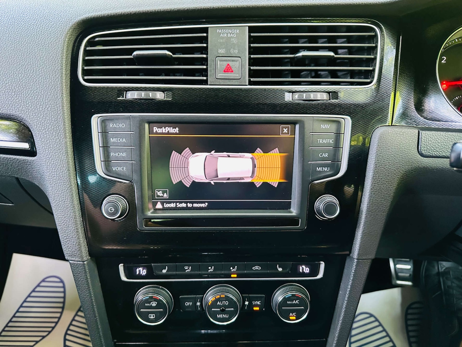 Used Volkswagen Golf 2015 for sale - 76845384: Photo 13