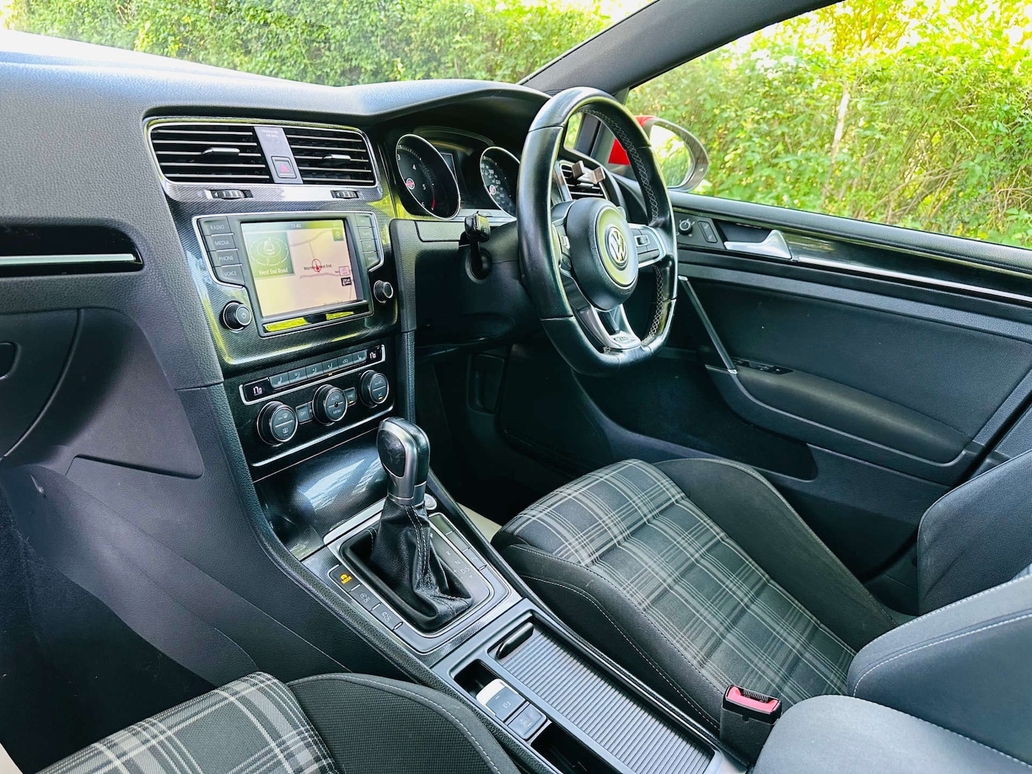 Used Volkswagen Golf 2015 for sale - 76845384: Photo 7