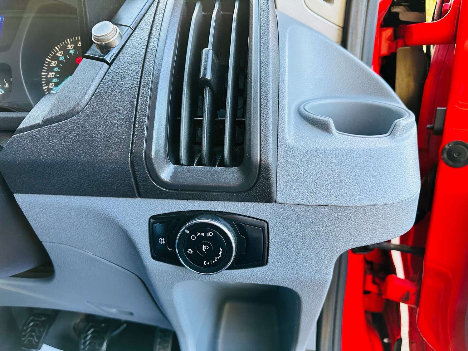 Used Ford Transit 2018 for sale - 76565677: Photo 18