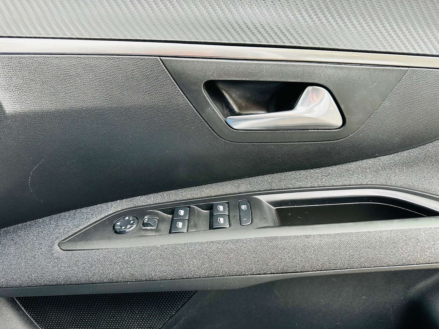 Used Peugeot 5008 2020 for sale - 76519241: Photo 21