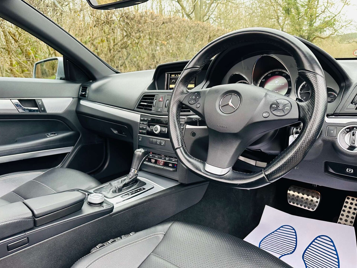 Used Mercedes-Benz E Class 2011 for sale - 77905907: Photo 15