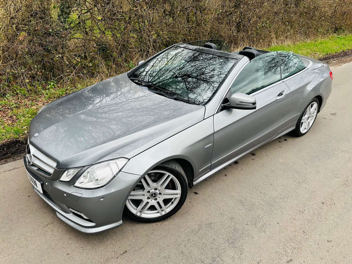 Used Mercedes-Benz E Class 2011 for sale - 77905907: Photo 23