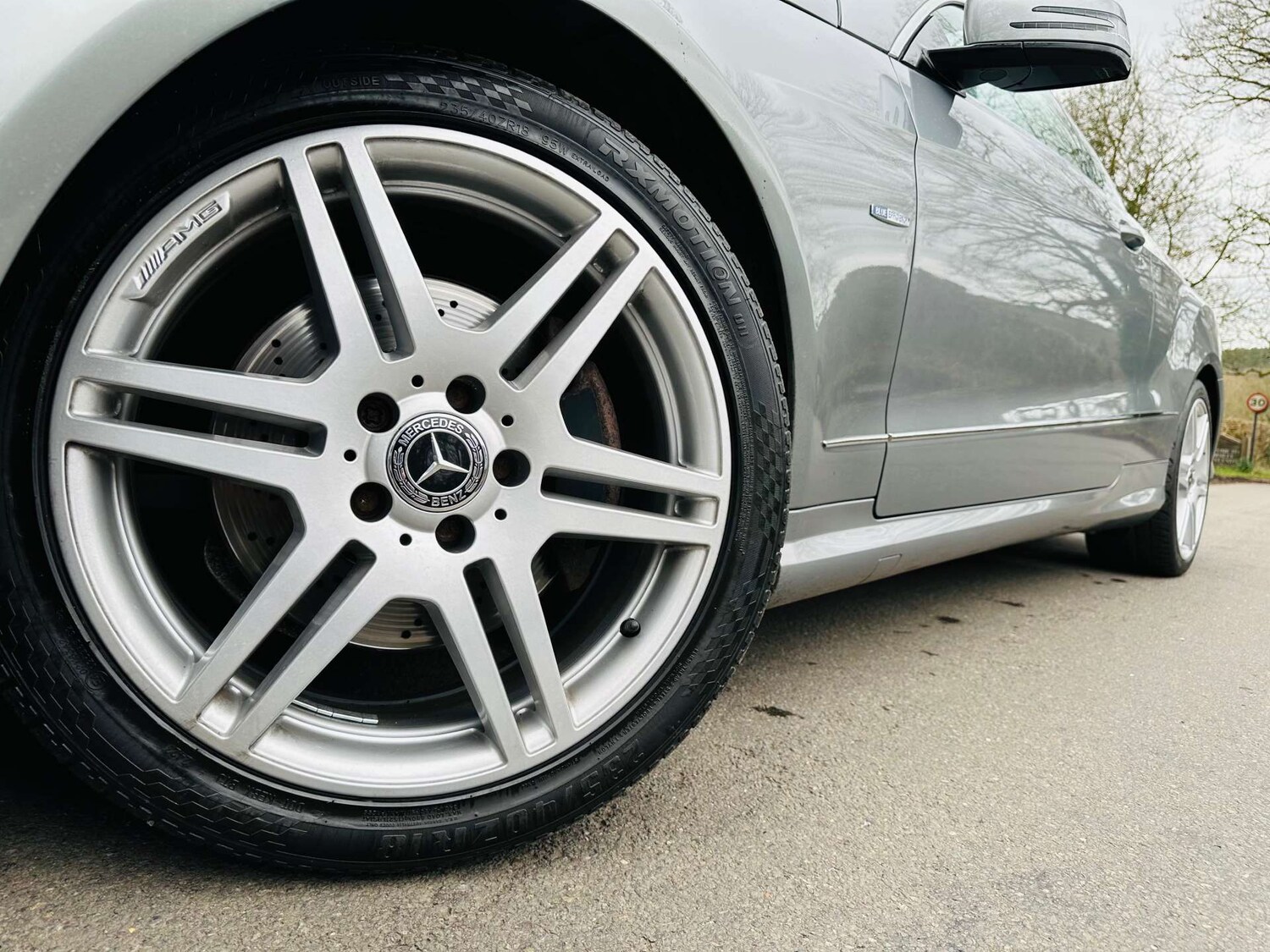 Used Mercedes-Benz E Class 2011 for sale - 77905907: Photo 24